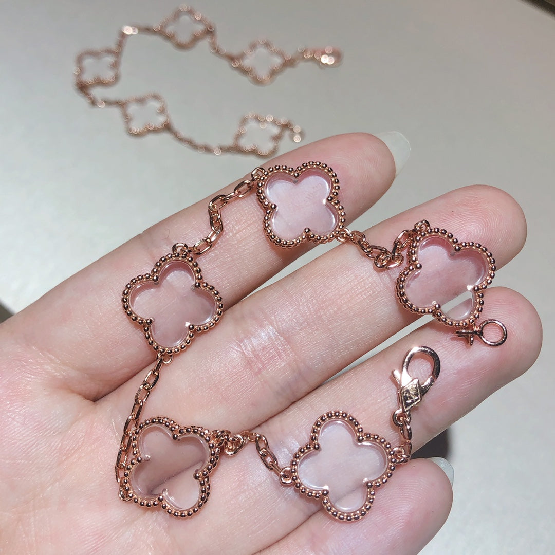 [Regal Gem]CLOVER 5 MOTIF ROCK CRYSTAL BRACELET
