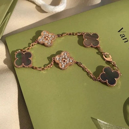 [Regal Gem] CLOVER 5 MOTIF GRAY MOP BRACELET COLLECTION