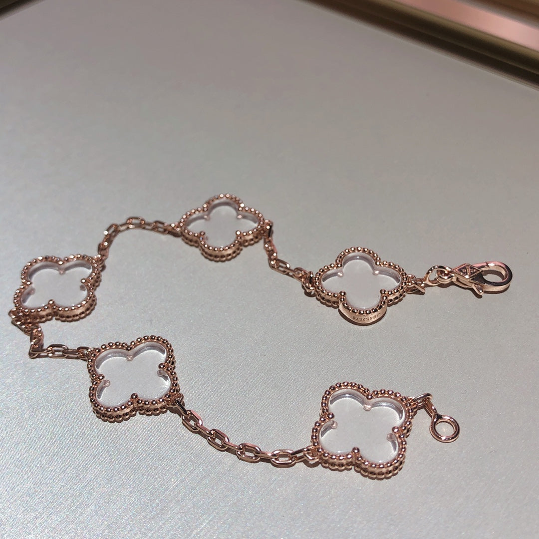 [Regal Gem]CLOVER 5 MOTIF ROCK CRYSTAL BRACELET