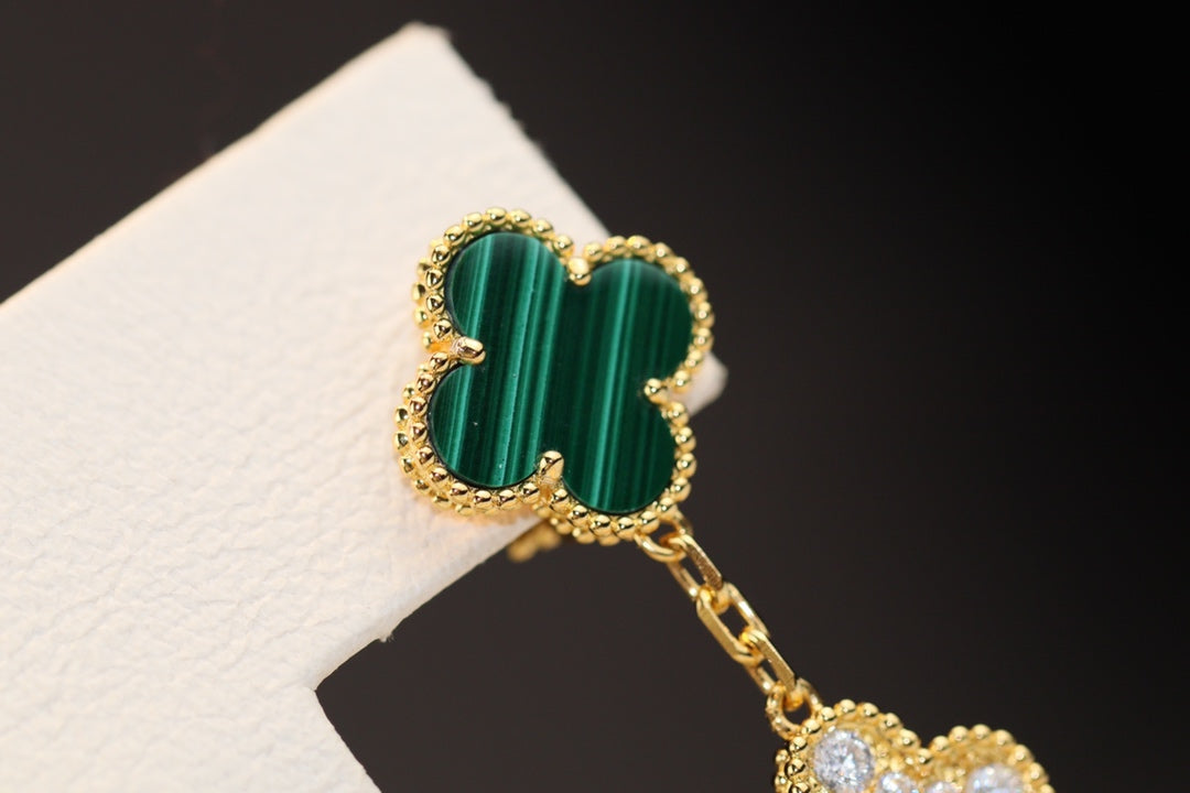 [Regal Gem]CLOVER EARRINGS GOLD MALACHITE DIAMOND 3 MOTIF