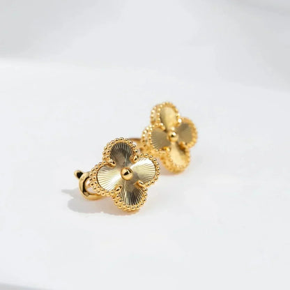 [Regal Gem]CLOVER MEDIUM 1 MOTIFS LASER EARRINGS