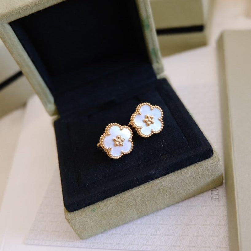 [Regal Gem]LUCKY PINK GOLD WHITE MOP EARRINGS