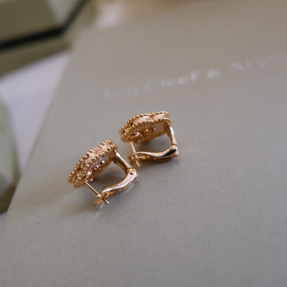 [Regal Gem]LUCKY PINK GOLD WHITE MOP EARRINGS