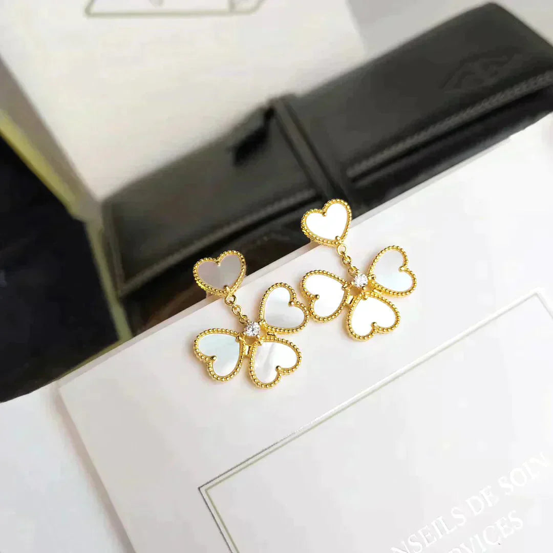 [Regal Gem]CLOVER SWEET WHITE MOP EARRINGS