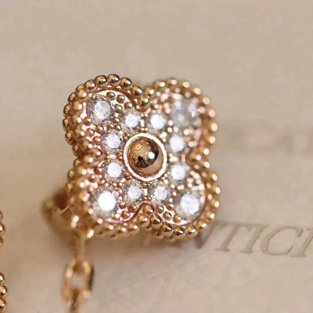 [Regal Gem]CLOVER MEDIUM 1 MOTIFS FUll DIAMOND EARRINGS