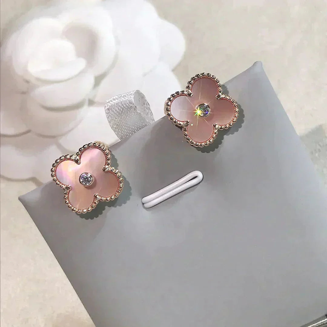 [Regal Gem]CLOVER MEDIUM 1 MOTIFS  PINK MOP DIAMOND EARRINGS