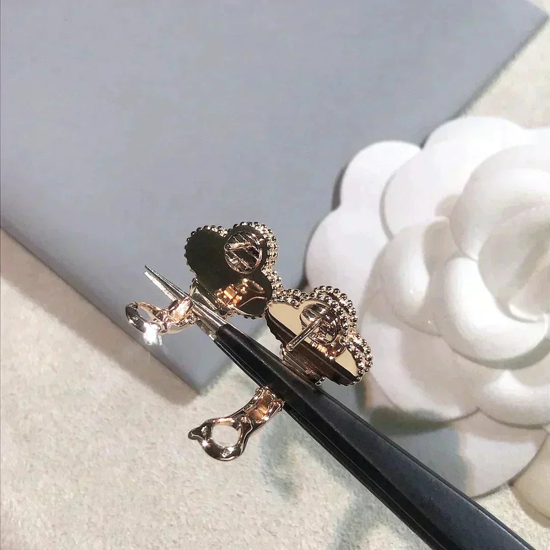 [Regal Gem]CLOVER MEDIUM 1 MOTIFS  PINK MOP DIAMOND EARRINGS