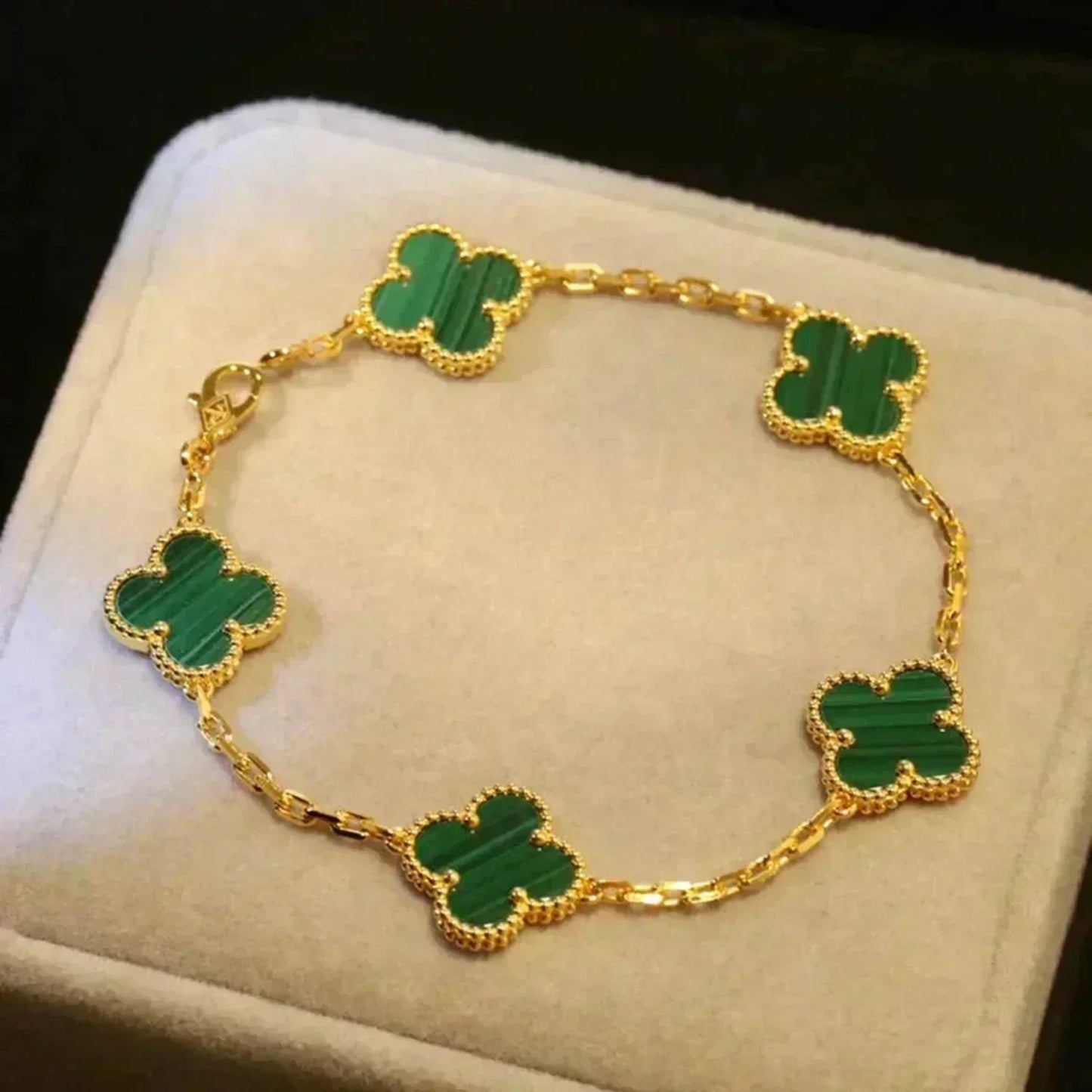 [Regal Gem] CLOVER 5 MOTIF MALACHITE BRACELET COLLECTION