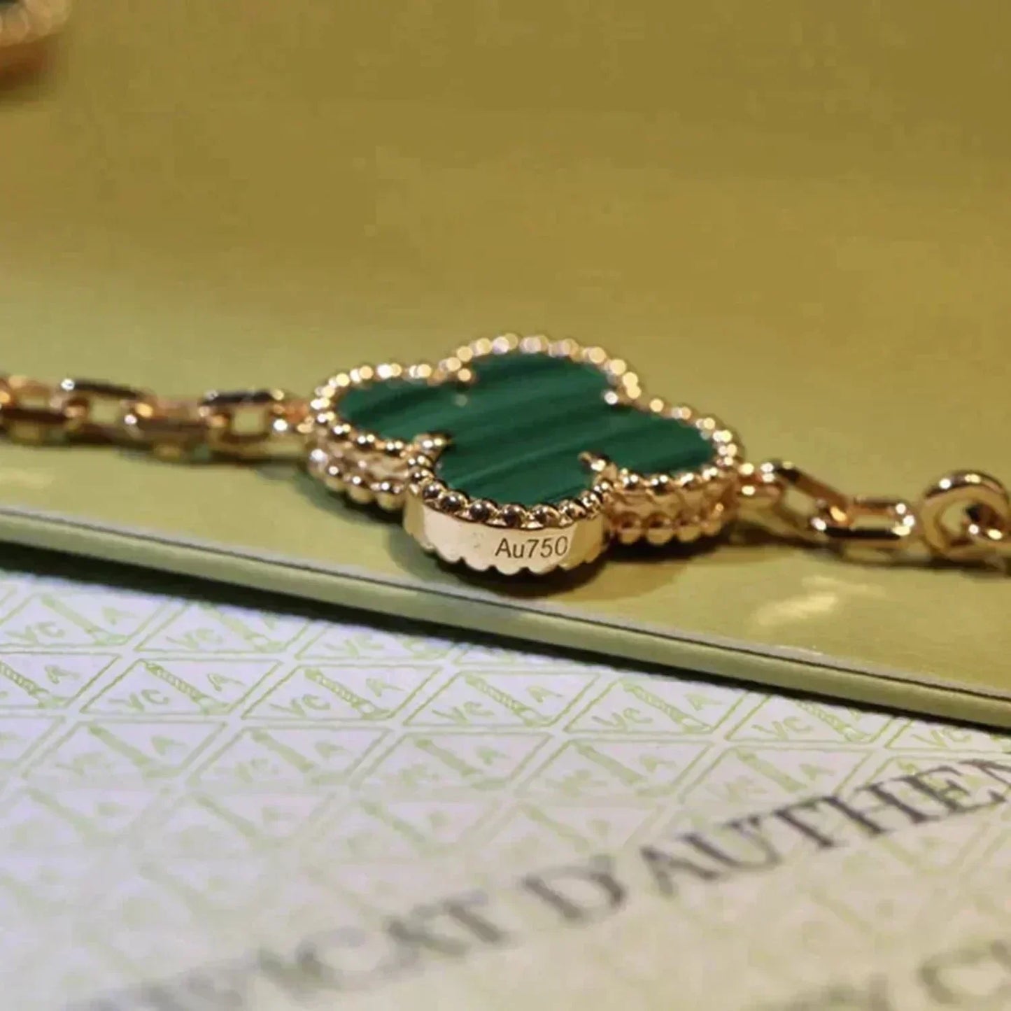[Regal Gem] CLOVER 5 MOTIF MALACHITE BRACELET COLLECTION