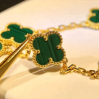 [Regal Gem] CLOVER 5 MOTIF MALACHITE BRACELET COLLECTION