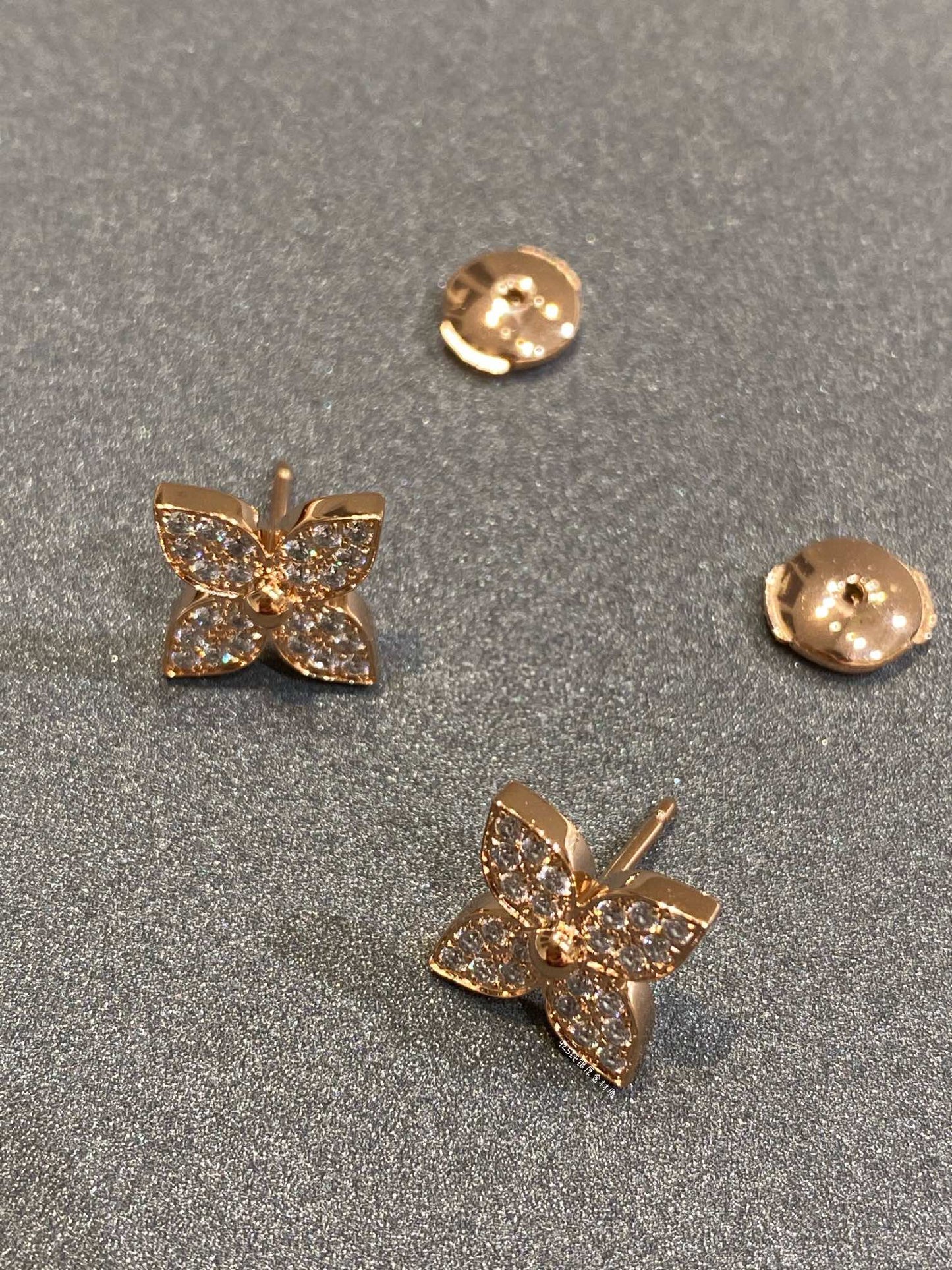 [Regal Gem]STAR DIAMOND EARRINGS