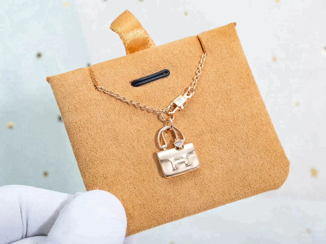 [Regal Gem]AMULETTE PEDANT Regal Gem GOLD NECKLACE