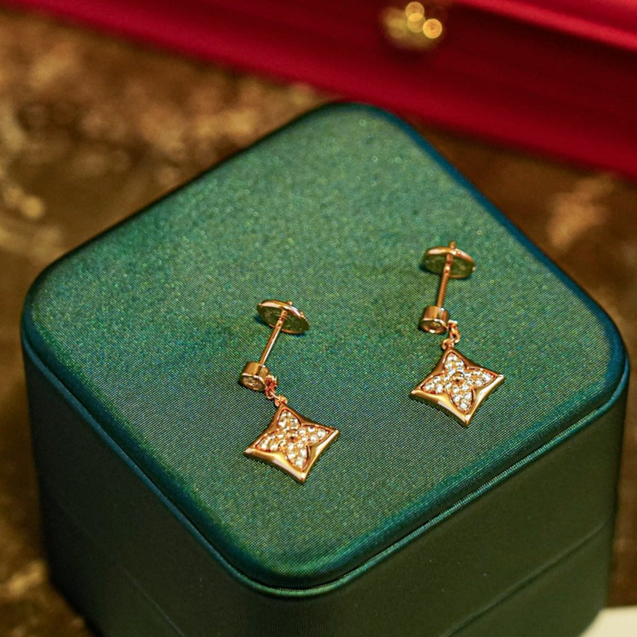 [Regal Gem]STAR DIAMONDS EARRINGS GOLD