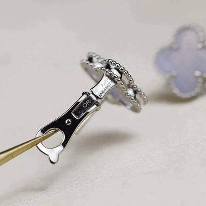 [Regal Gem]CLOVER MEDIUM 1 MOTIFS  WHITE MOP EARRINGS SILVER