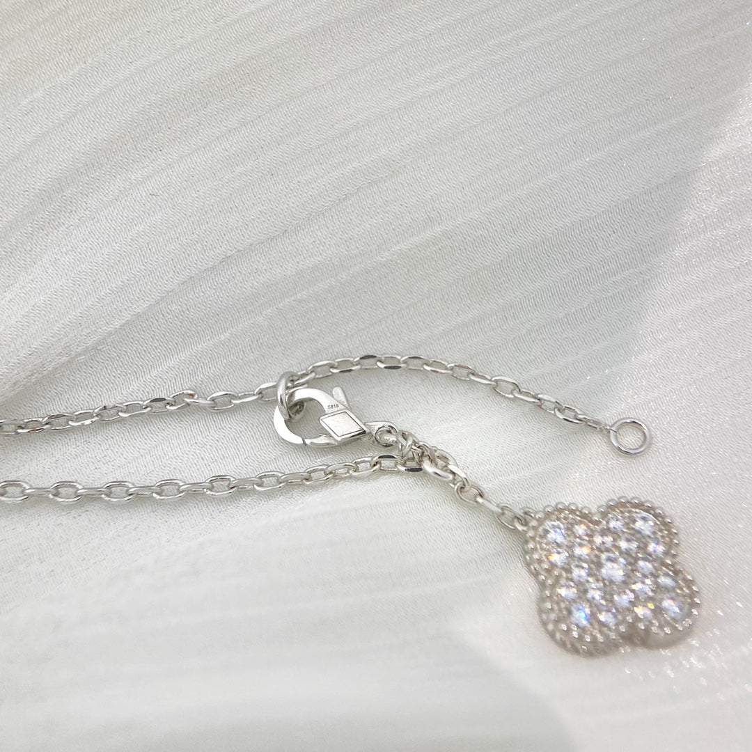 [Regal Gem]CLOVER 5 MOTIFS SILVER DIAMONDS NECKLACE