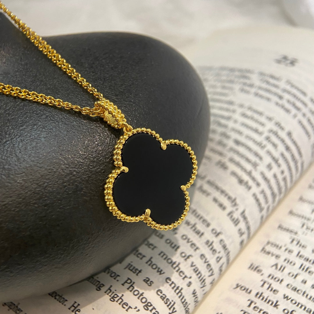 [Regal Gem]CLOVER 25MM NECKLACE GOLD ONYX