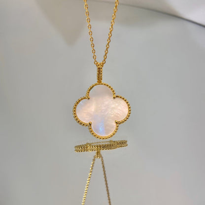 [Regal Gem]CLOVER 25MM MOP LARGE PENDANT NECKLACE