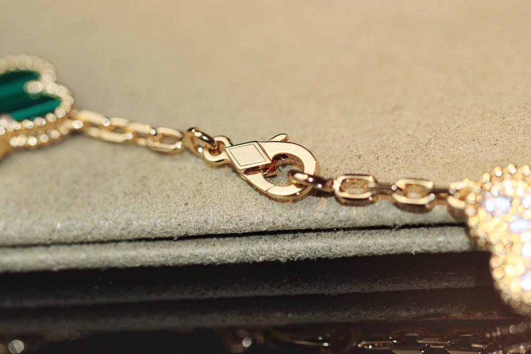 [Regal Gem]CLOVER 20 MOTIFS ONYX Regal Gem GOLD