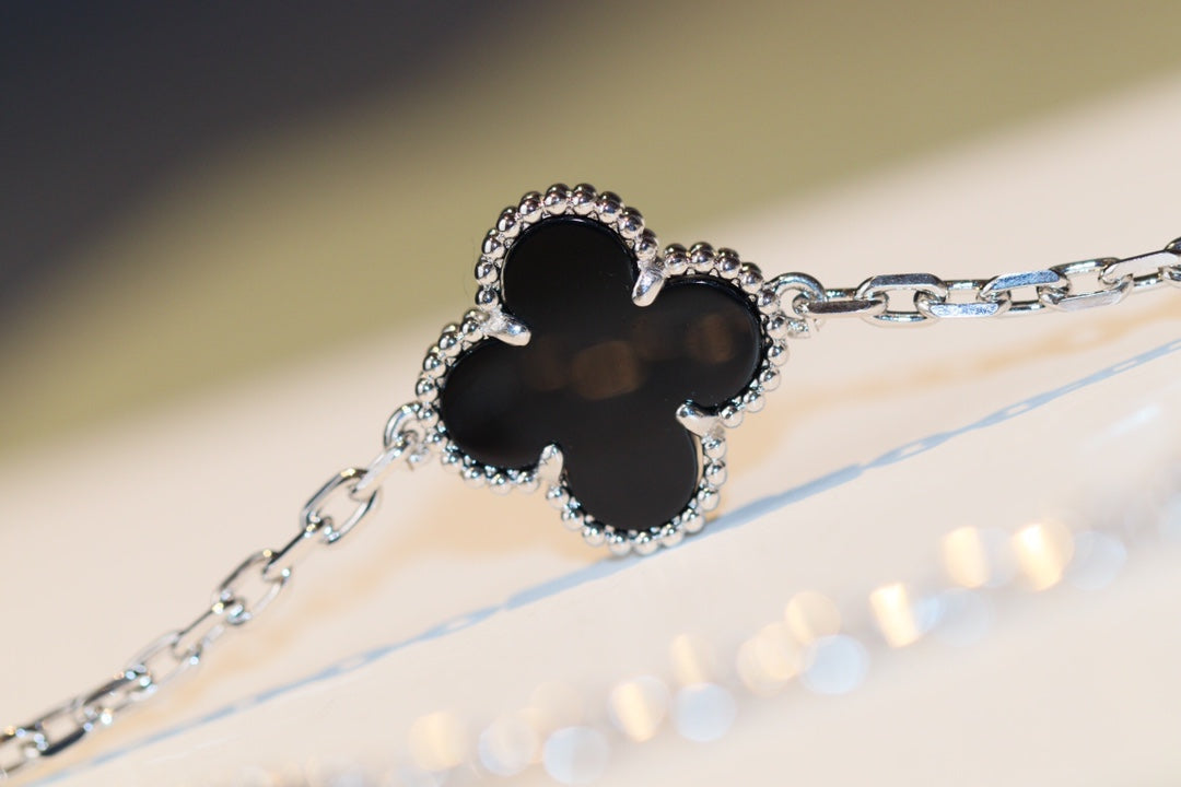 [Regal Gem]CLOVER 20 MOTIFS ONYX DIAMOND SILVER