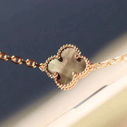 [Regal Gem]CLOVER 20 MOTIFS LASER DIAMOND NECKLACE