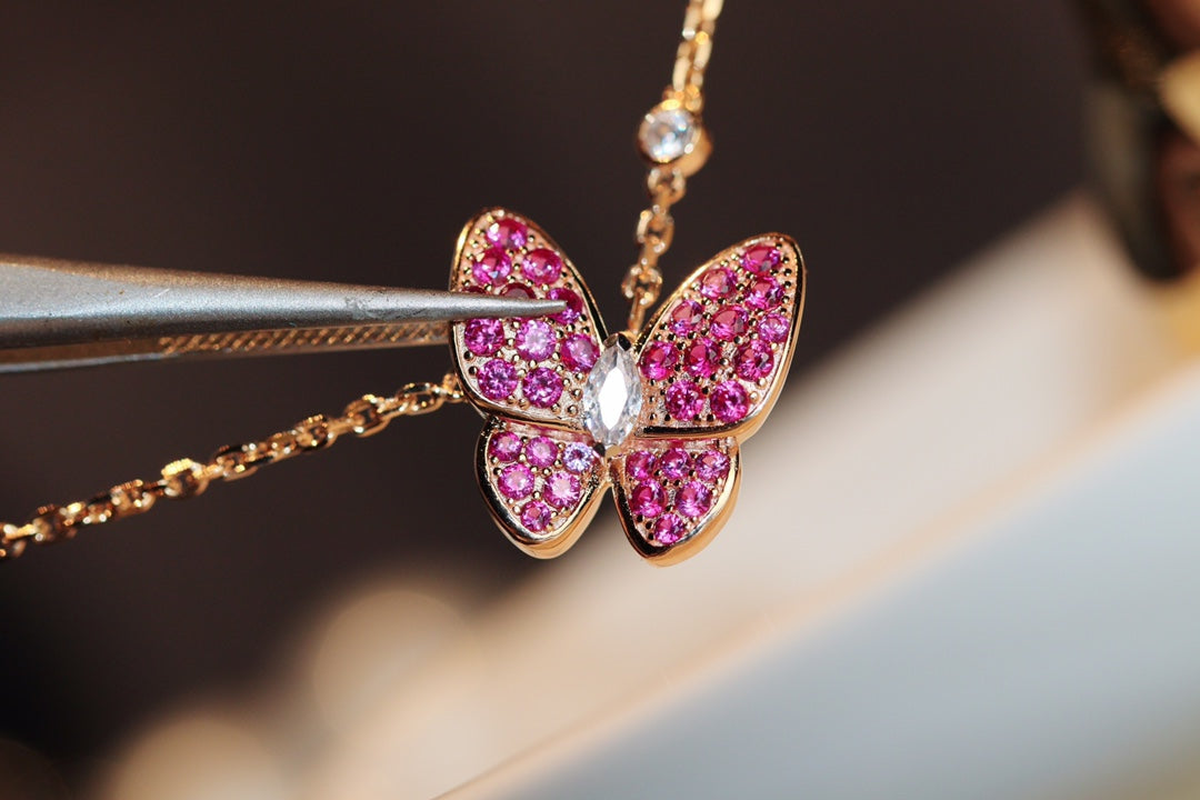 [Regal Gem]BUTTERFLY RED DIAMOND Regal Gem GOLD NECKLACE