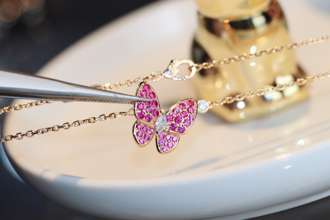 [Regal Gem]BUTTERFLY RED DIAMOND Regal Gem GOLD NECKLACE