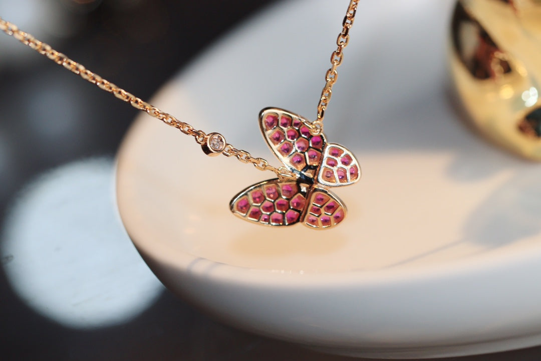 [Regal Gem]BUTTERFLY RED DIAMOND Regal Gem GOLD NECKLACE