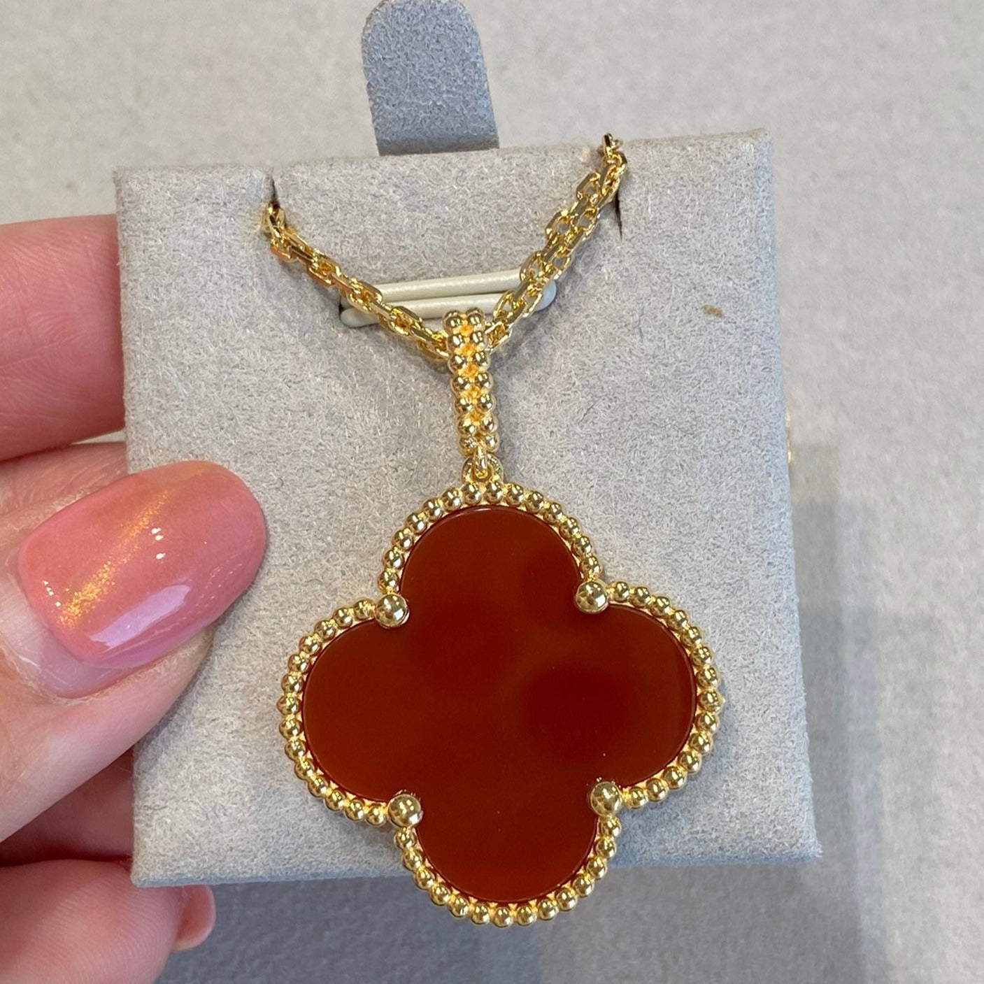 [Regal Gem]CLOVER 25MM NECKLACE GOLD CARNELIAN