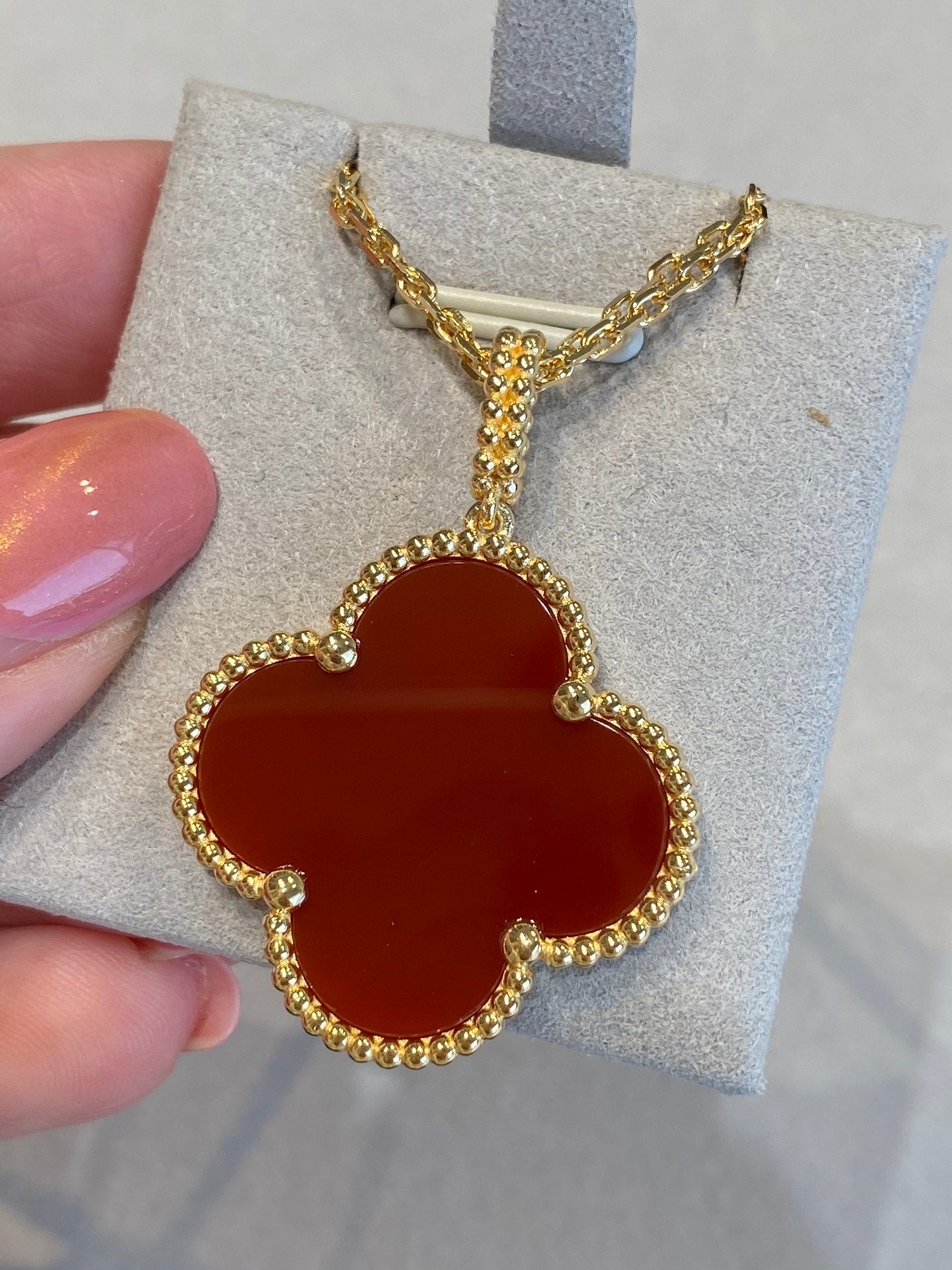 [Regal Gem]CLOVER 25MM NECKLACE GOLD CARNELIAN