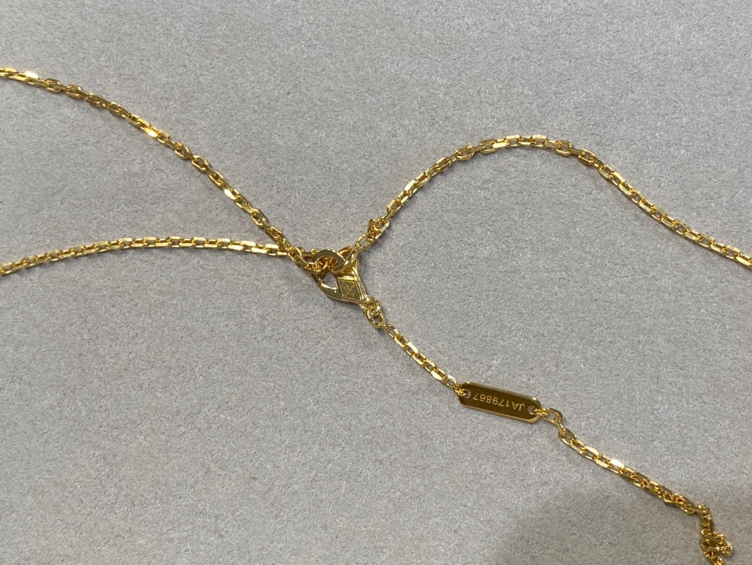 [Regal Gem]CLOVER 25MM NECKLACE GOLD CARNELIAN