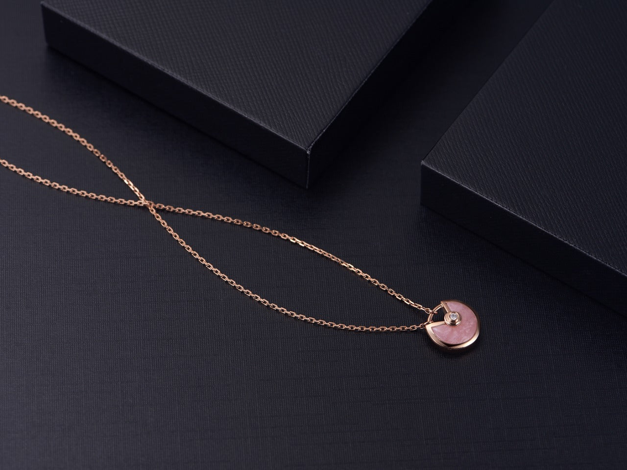 [Regal Gem]AMULETTE Regal Gem GOLD PINK MOP NECKLACE