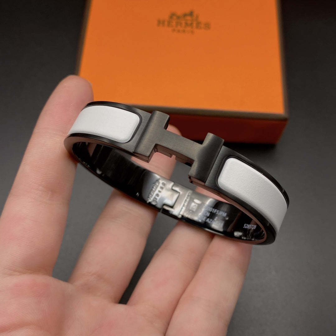 [Regal Gem]H BRACELET 12MM BLACK WHITE CERAMIC