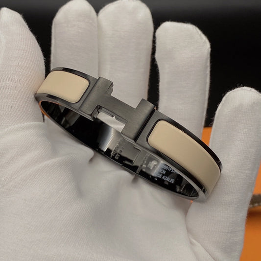 [Regal Gem]H BRACELET 12MM BLACK BEIGE CERAMIC