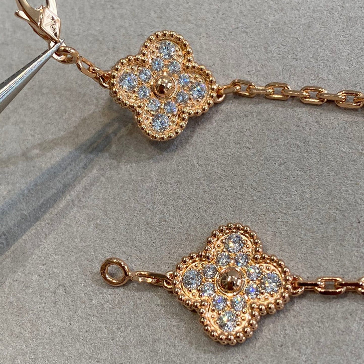 [Regal Gem] CLOVER 5 MOTIF FULL DIAMOND BRACELET COLLECTION