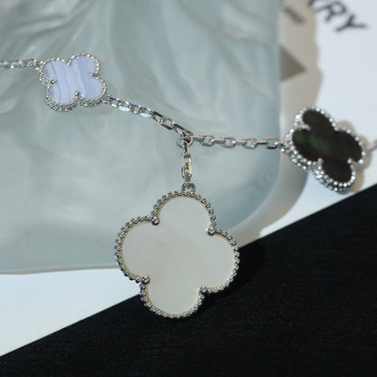 [Regal Gem]CLOVER BRACELET 5 MOTIFS MOP CHALCEDONY SILVER