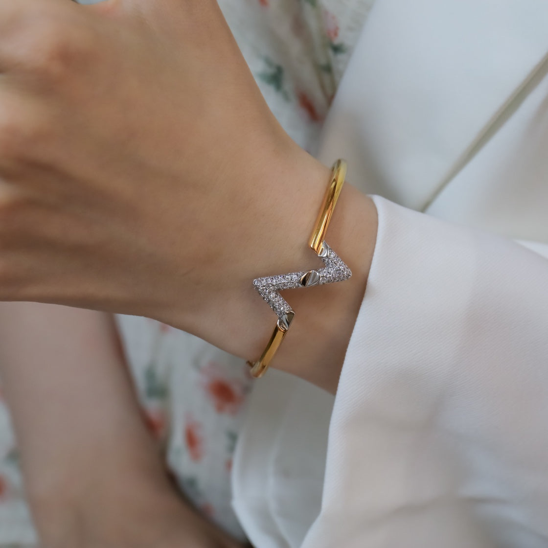 [Regal Gem]VOLTE UPSITE DOWN GOLD DIAMOND BRACELET