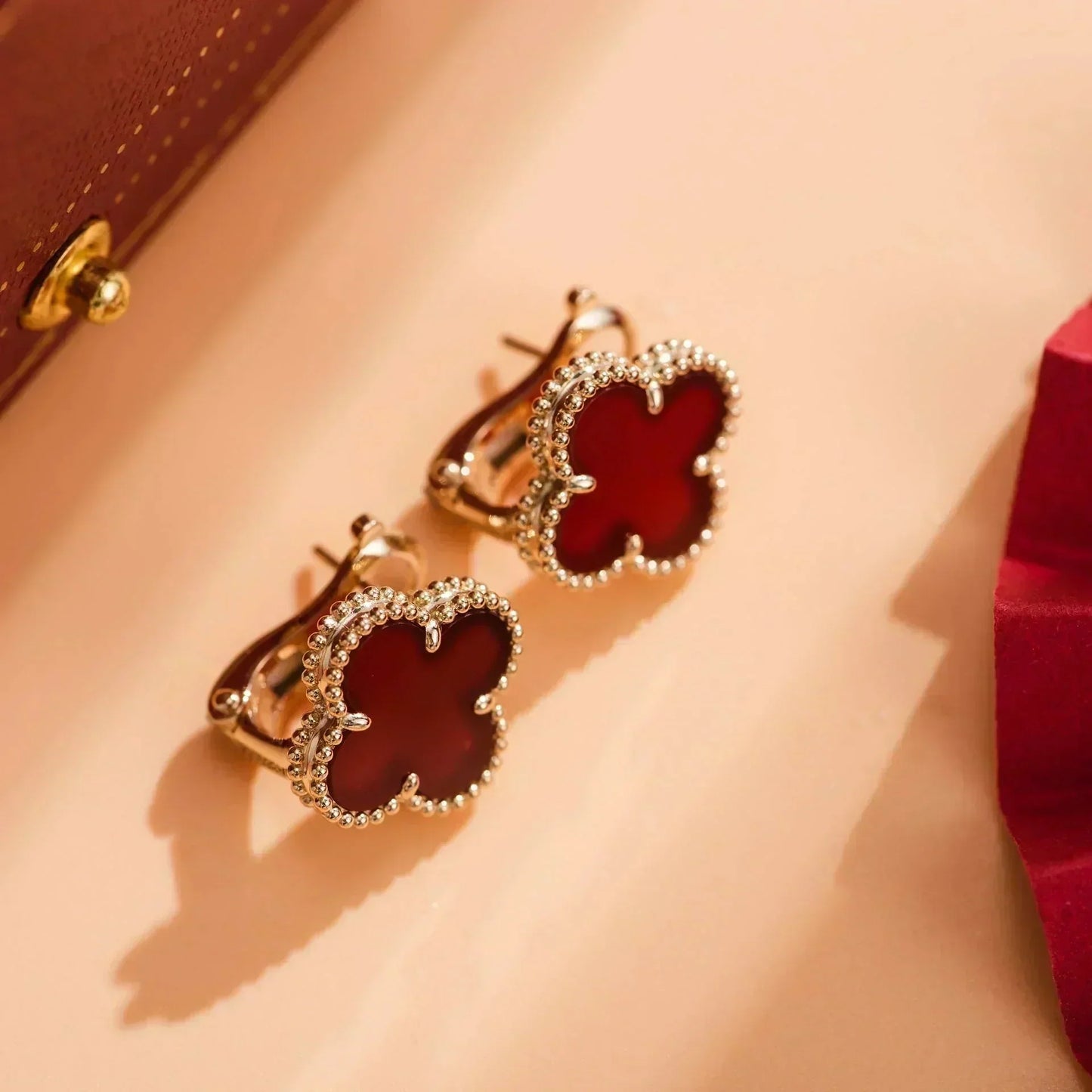 [Regal Gem]CLOVER MEDIUM 1 MOTIFS CARNELIAN  EARRINGS