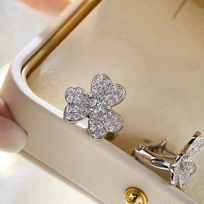 [Regal Gem]CLOVER COMOS DIAMOND EARRINGS SILVER