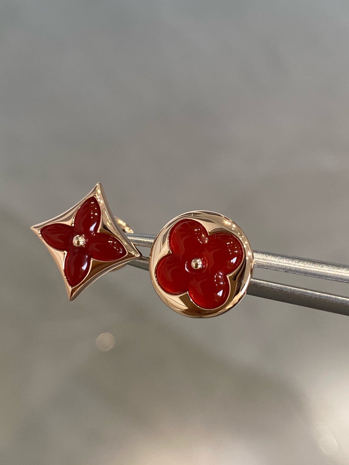 [Regal Gem]STAR AND SUN PINK GOLD CARNELIAN STUD EARRINGS