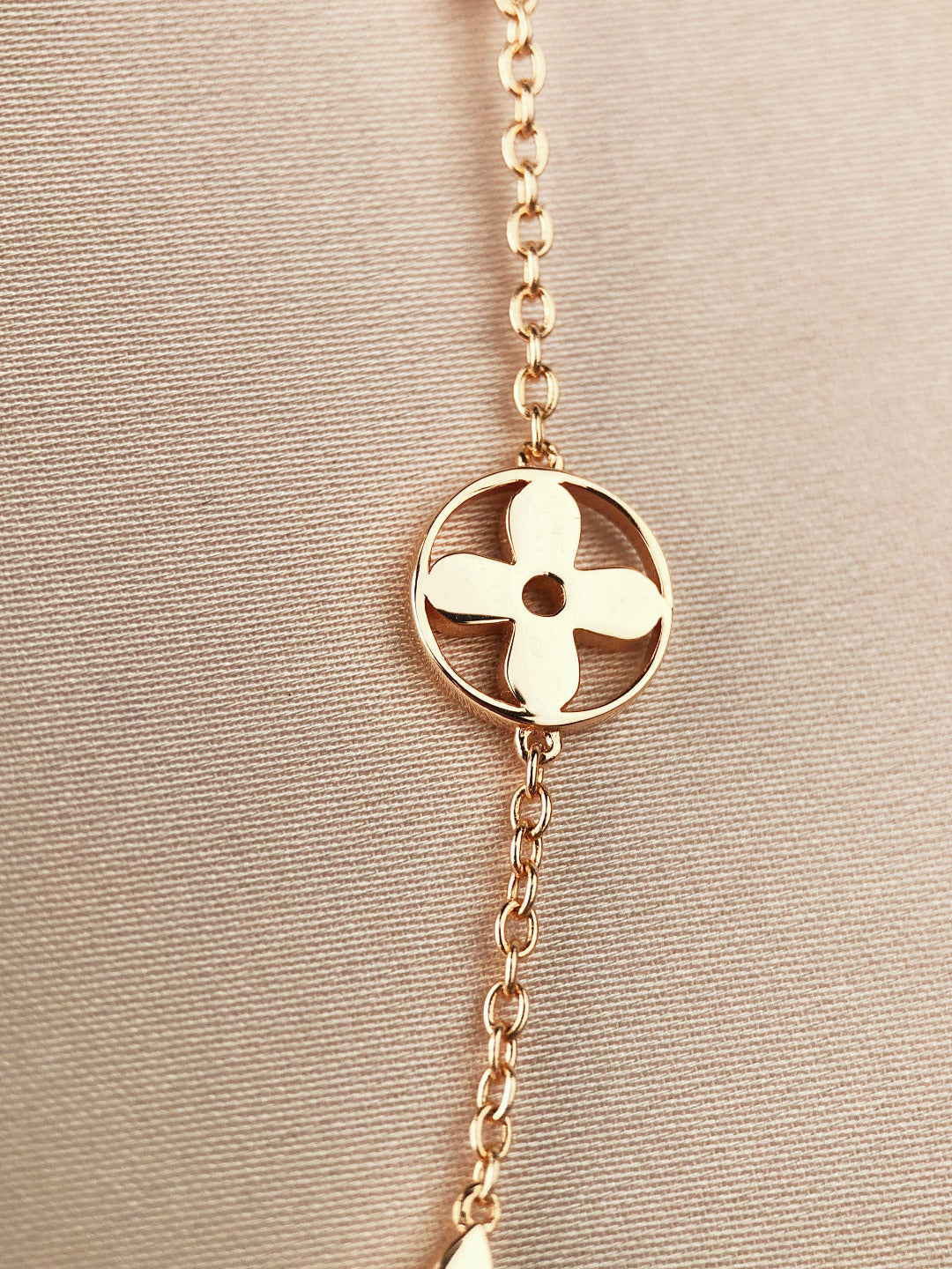 [Regal Gem]STAR AND SUN 7 MOTIFS GOLD BRACELET