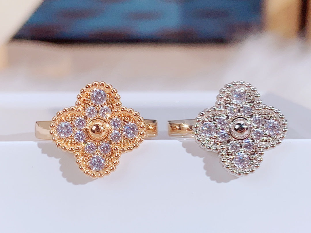 [Regal Gem]CLOVER DIAMOND RING