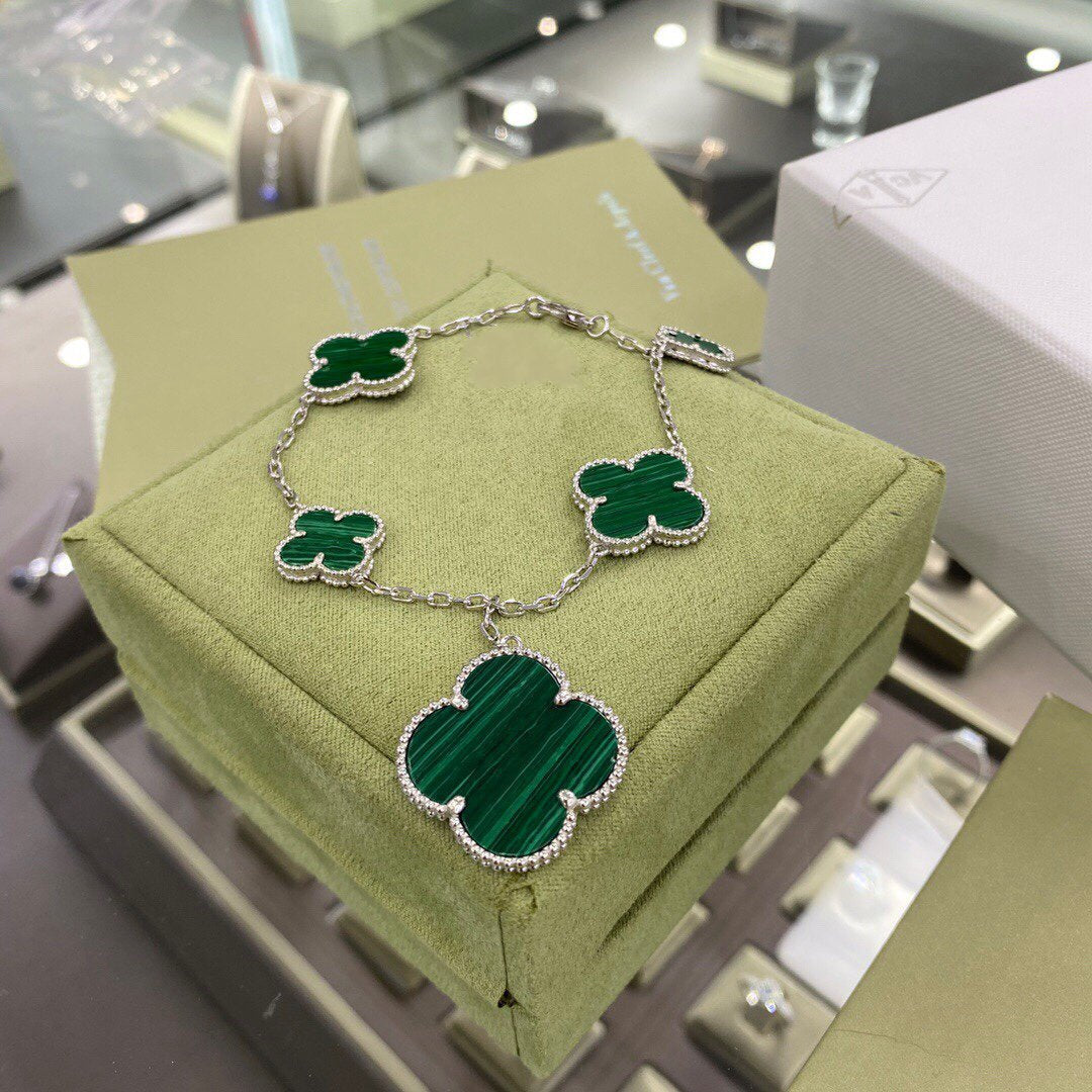 [Regal Gem]CLOVER 5 MOTIFS SIVLER MALACHITE BRACELET