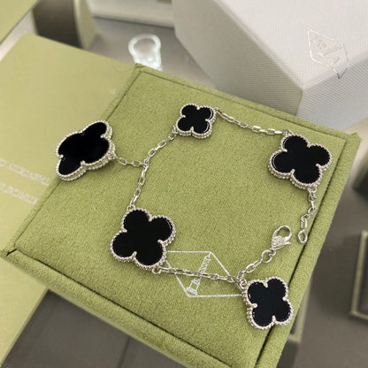 [Regal Gem]CLOVER 5 MOTIFS SIVLER ONYX BRACELET
