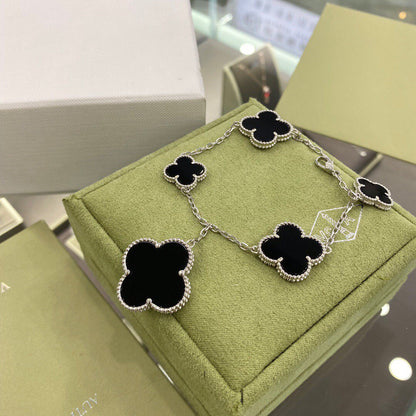 [Regal Gem]CLOVER 5 MOTIFS SIVLER ONYX BRACELET