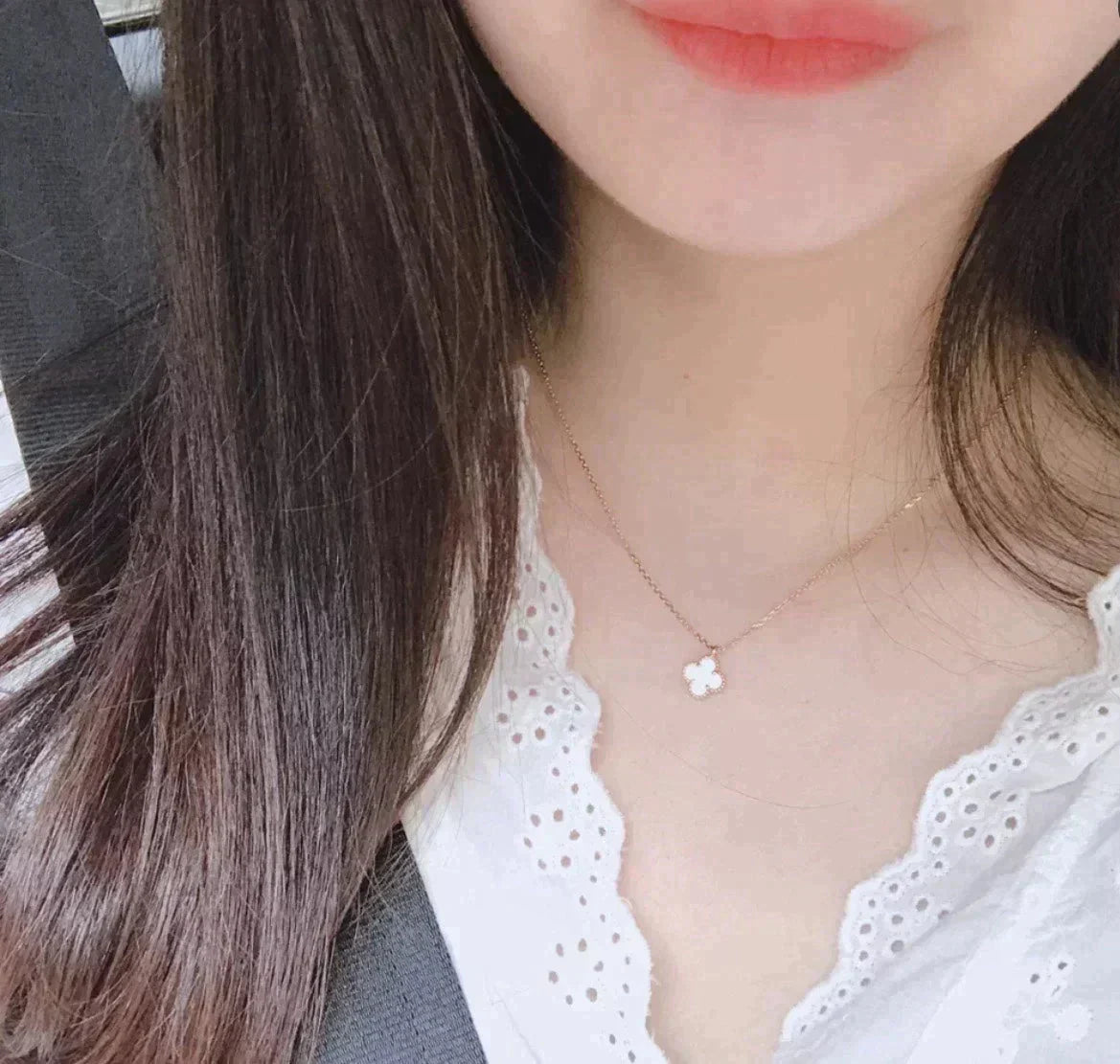 [Regal Gem]CLOVER MINI 9.5MM WHITE MOTHER-OF-PEARL NECKLACE