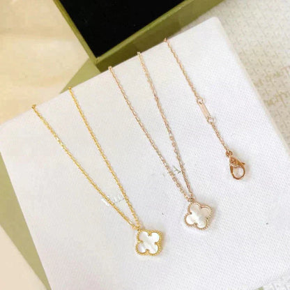 [Regal Gem]CLOVER MINI 9.5MM WHITE MOTHER-OF-PEARL NECKLACE