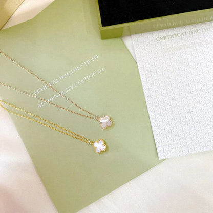 [Regal Gem]CLOVER MINI 9.5MM WHITE MOTHER-OF-PEARL NECKLACE
