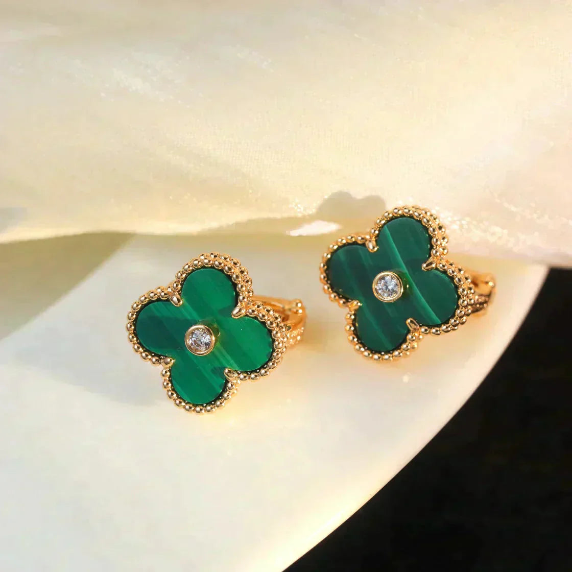 [Regal Gem]CLOVER MEDIUM 1 MOTIFS MALACHITE DIAMOND EARRINGS