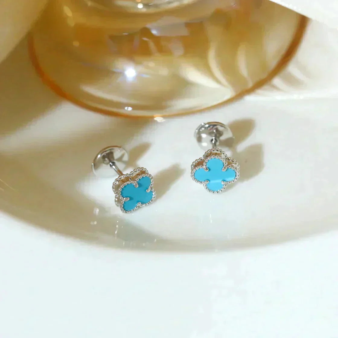 [Regal Gem]CLOVER MINI 9.5MM ONYX STUD EARRINGS SILVER