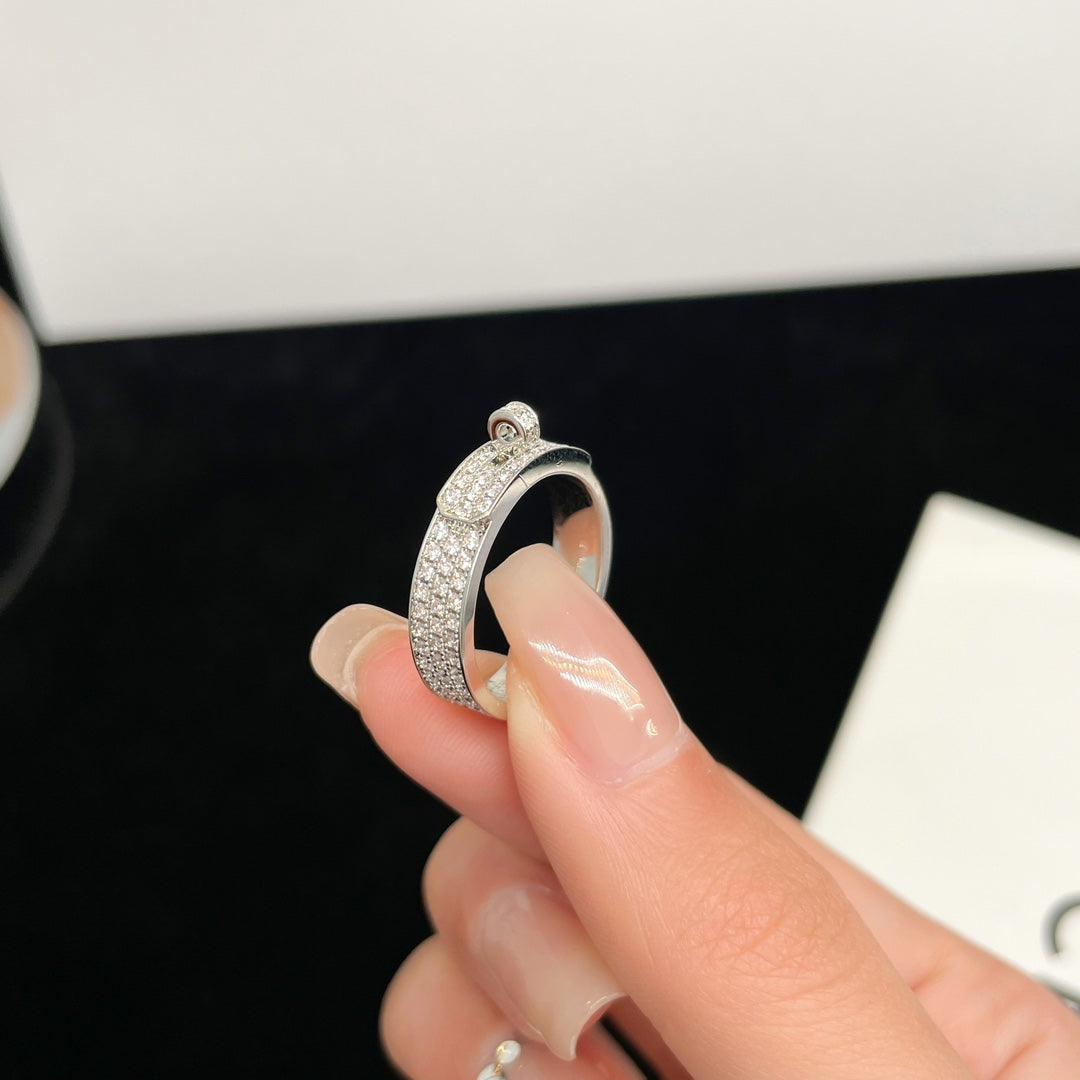 [Regal Gem]KELLY SILVER DIAMOND RING